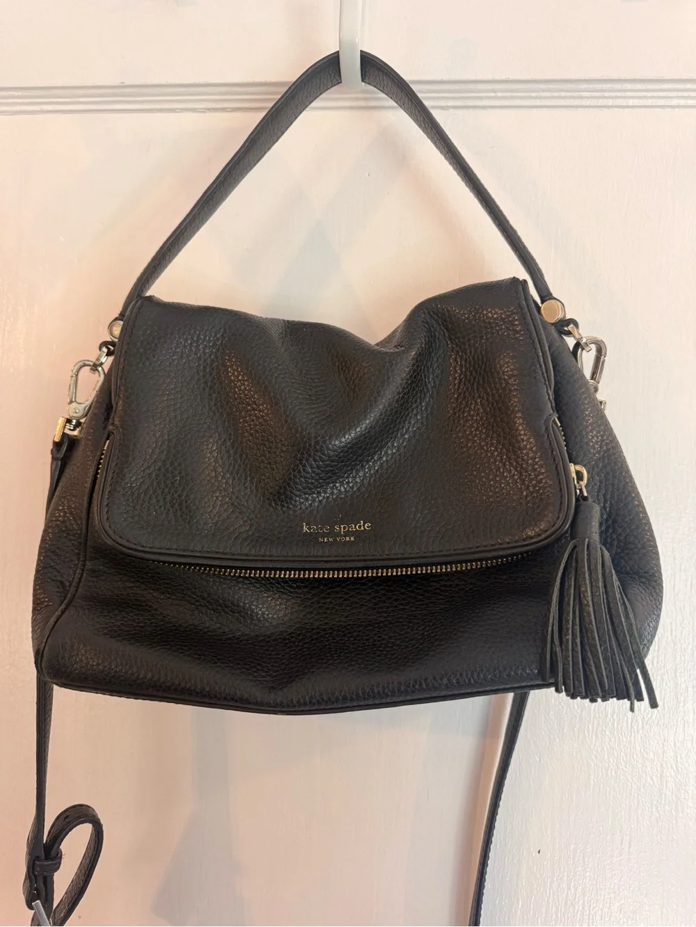 kate spade black pebbled leather shoulder bag with tassel